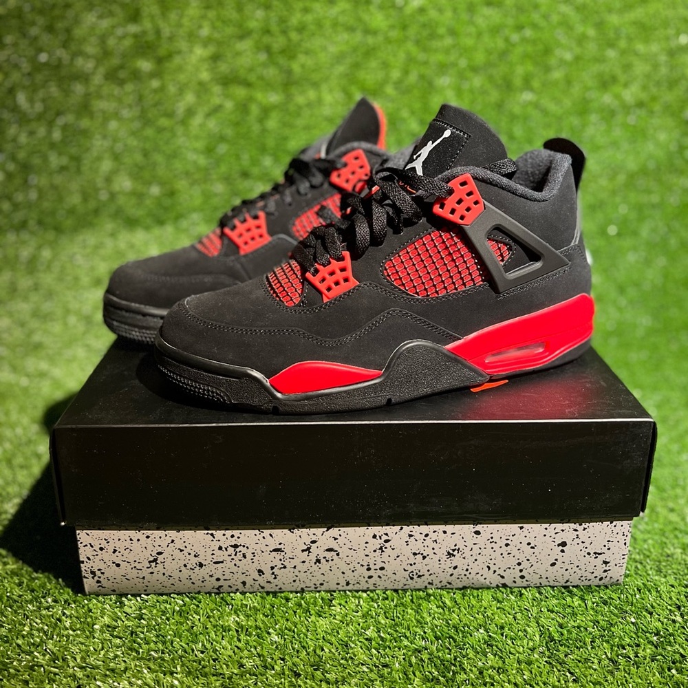 Jordan 4 ‘Red Thunder’